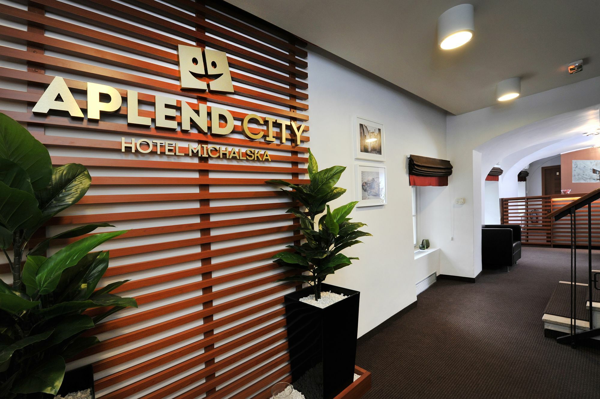 Aplend City Bastova 1 Bratislava Exterior foto
